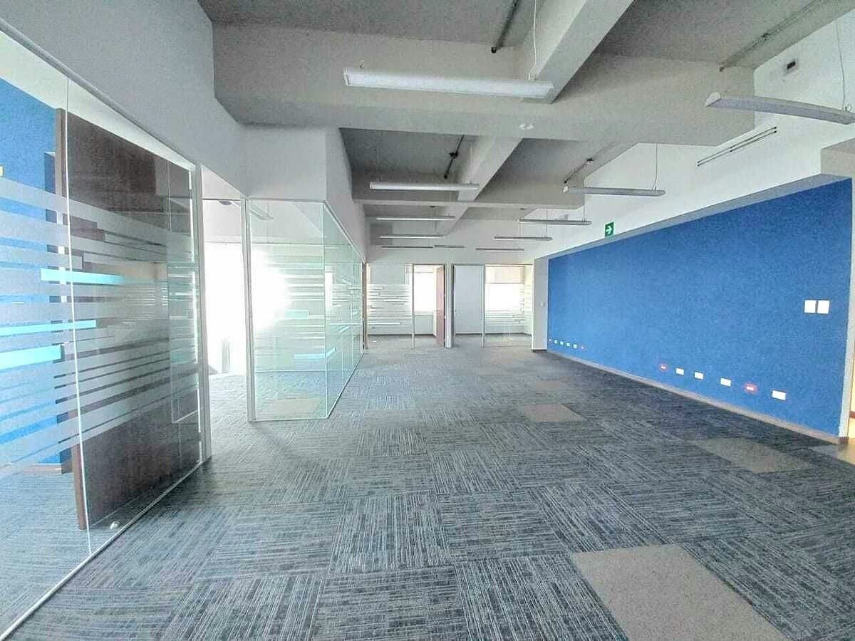 Oficina en Zona 10, Guatemala, foto 19 de 25