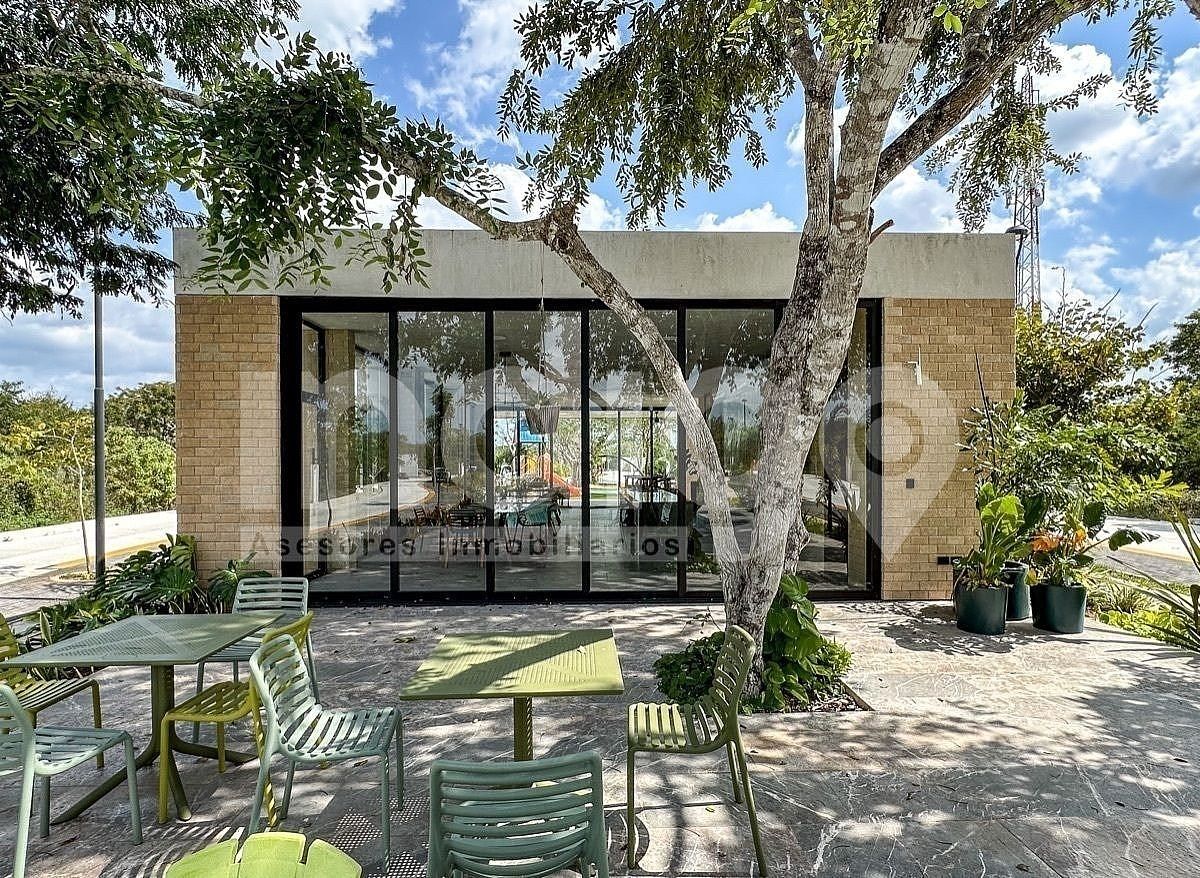 3 de 9: Salón Climatizado