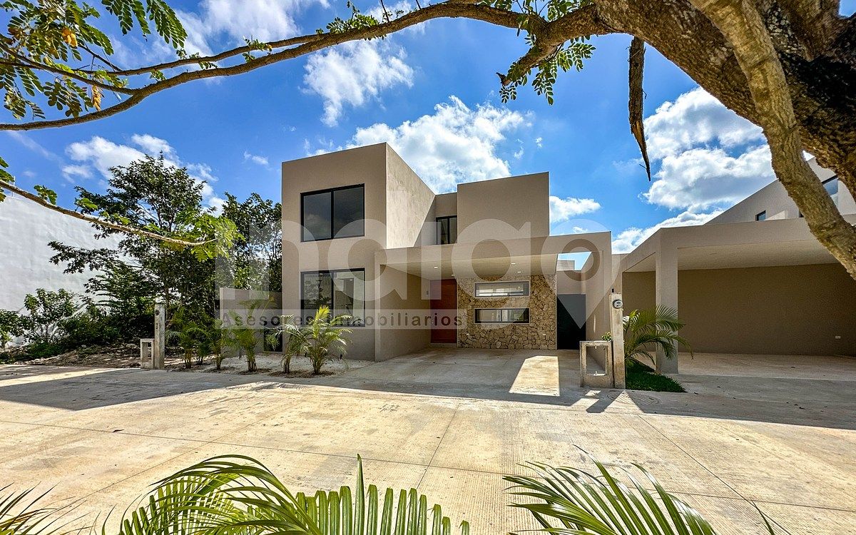 1 de 50: Fachada Frontal