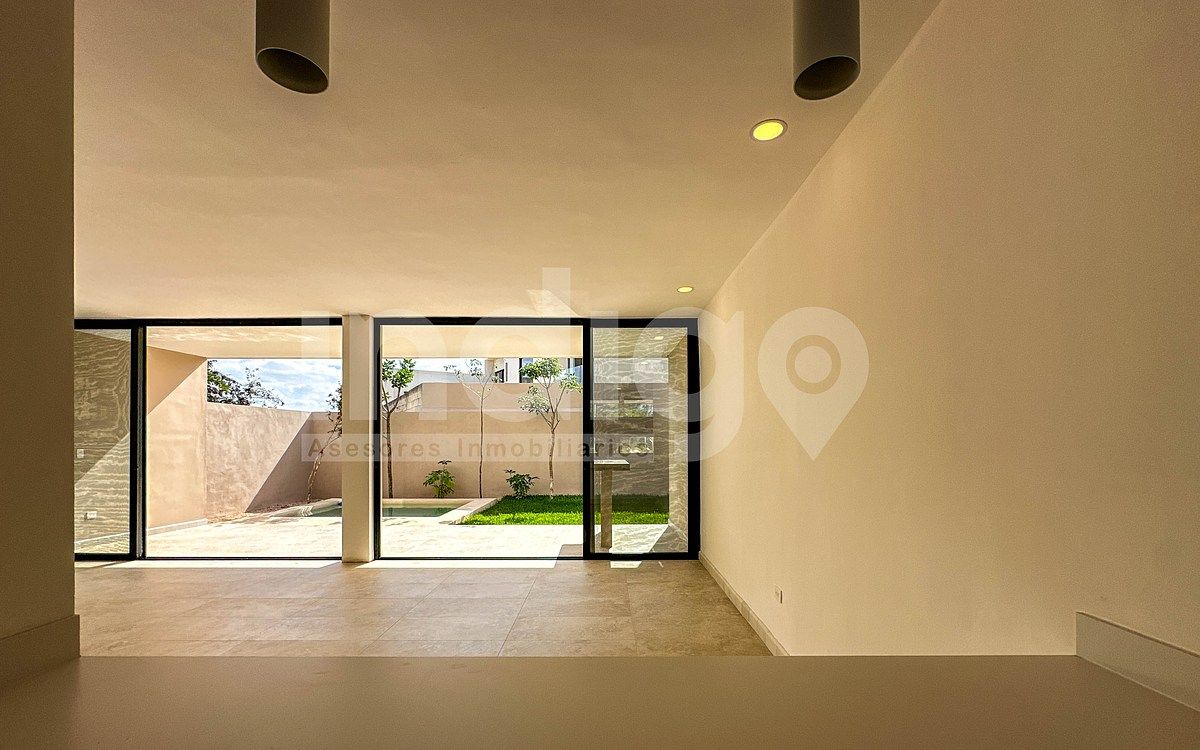 14 de 50: Vista desde la Cocina