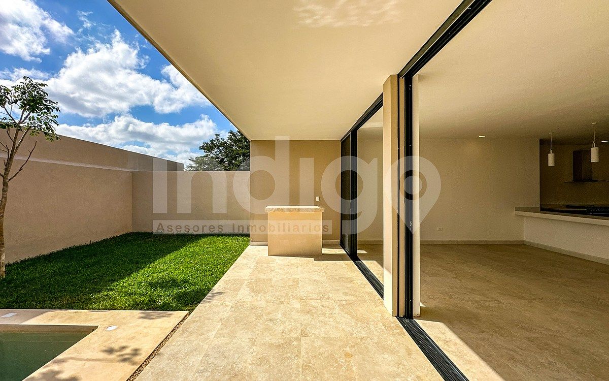 16 de 50: Terraza Posterior Techada con Bar