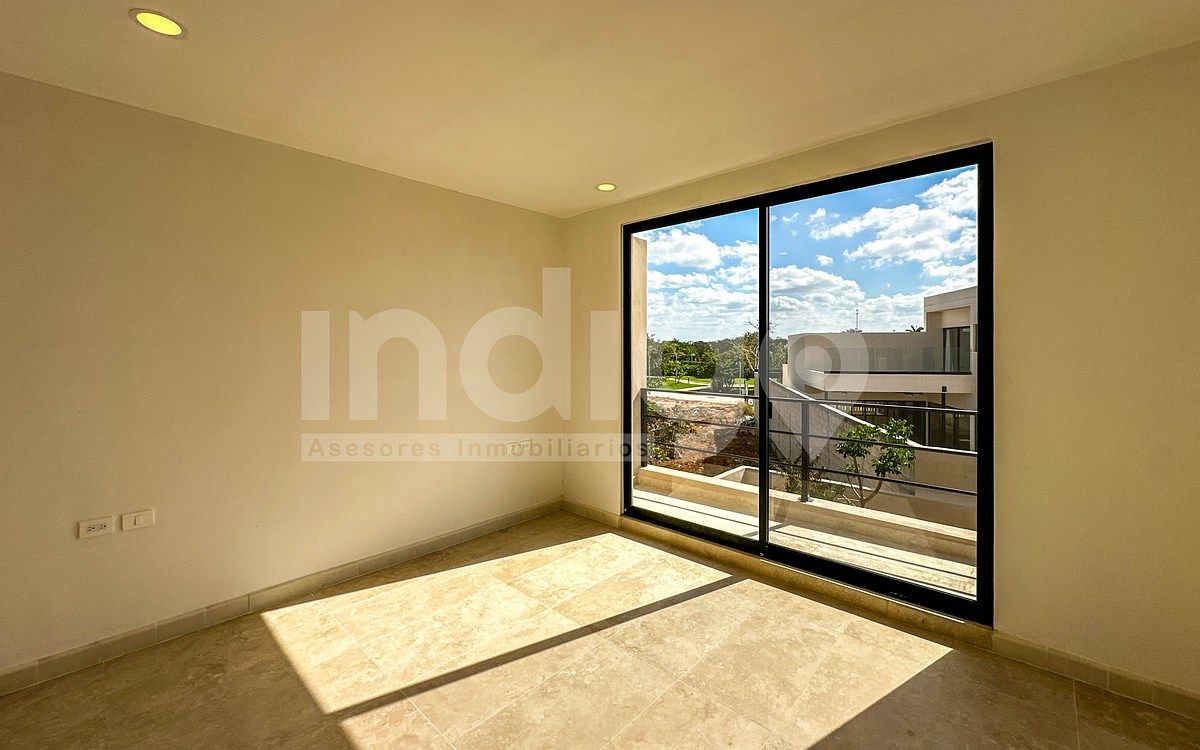 32 de 50: Recámara Secundaria 2