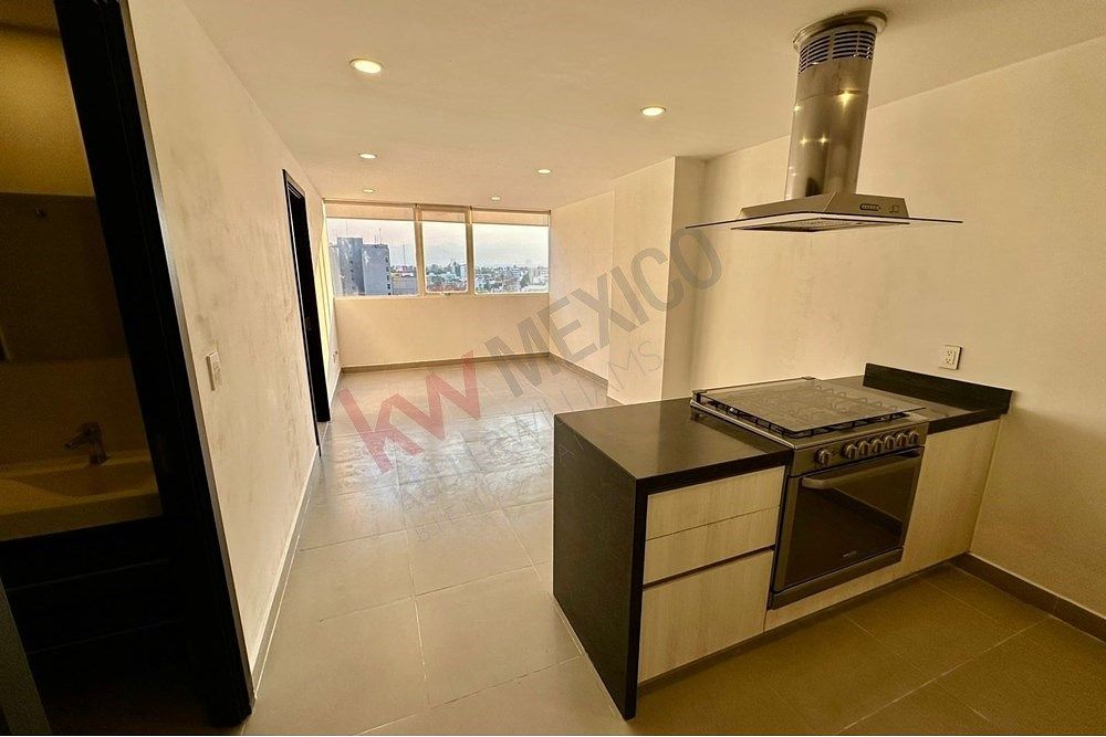 5 de 28: Estancia / cocina integral