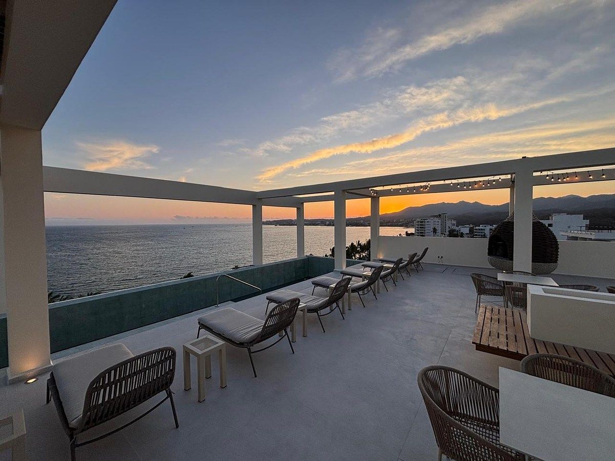 Rooftop terrace infinity pool, foto 31 de 43