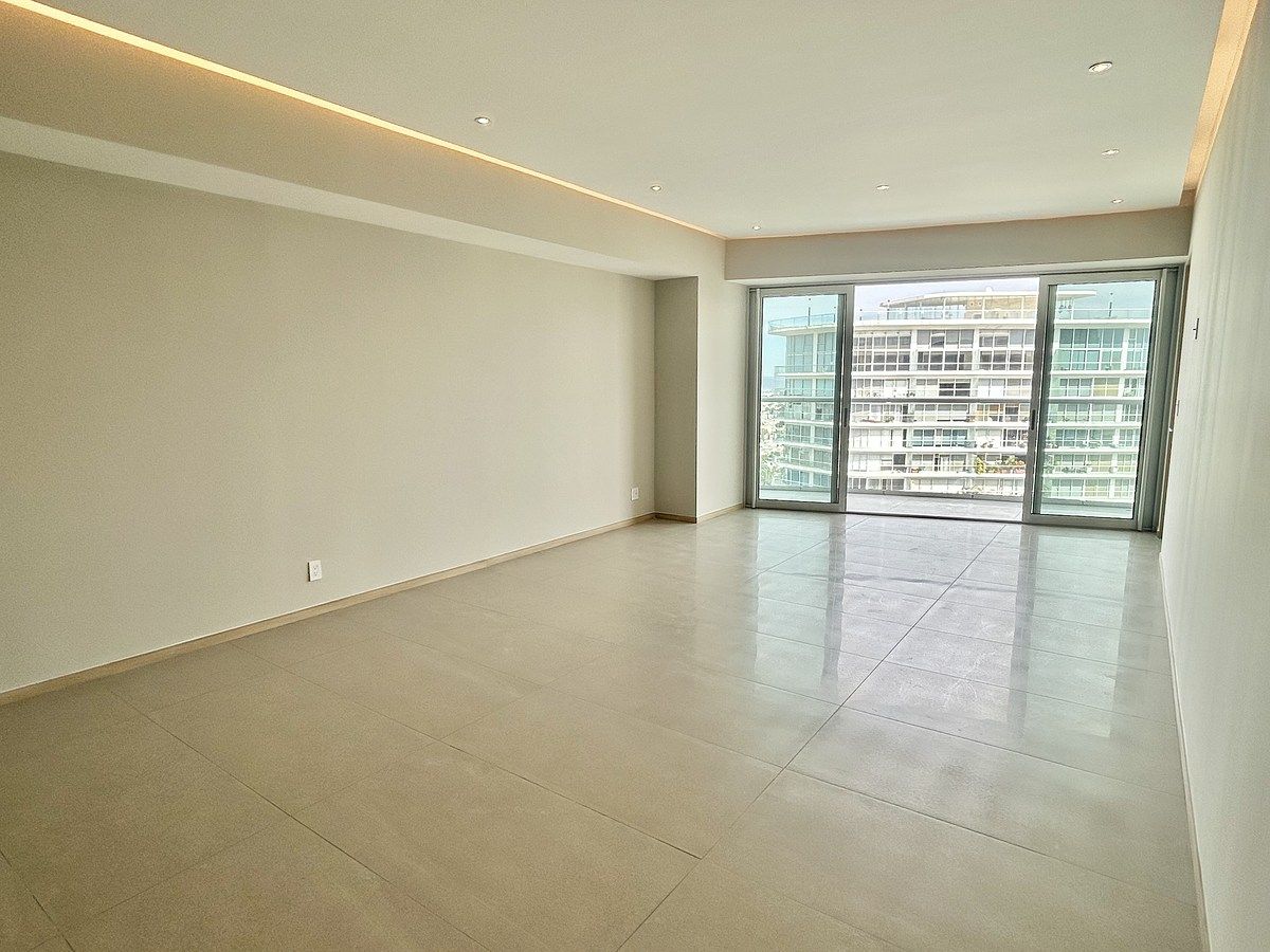 6 de 18: Sala comedor