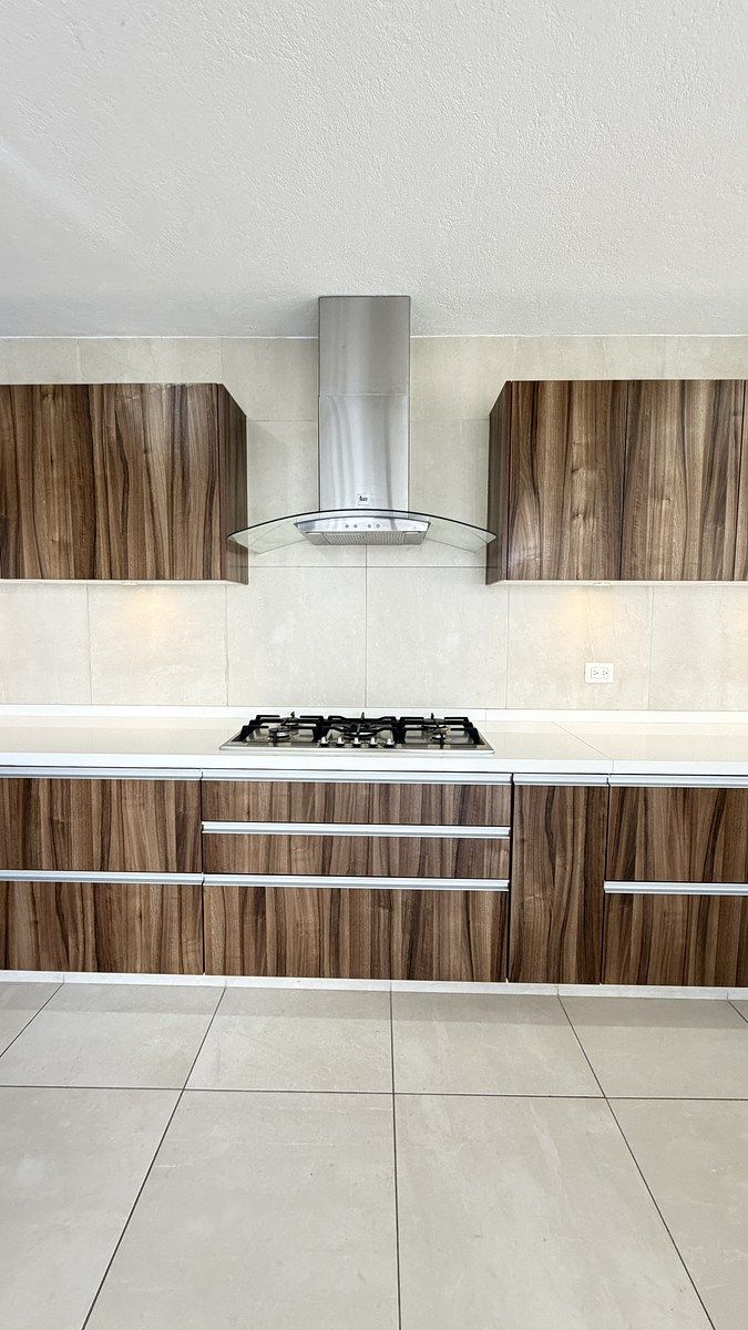 13 de 47: Estufa y Campana