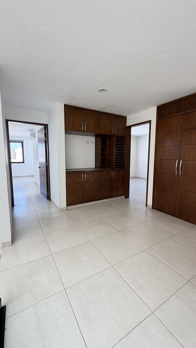 24 de 47: Área de TV en 1er Nivel