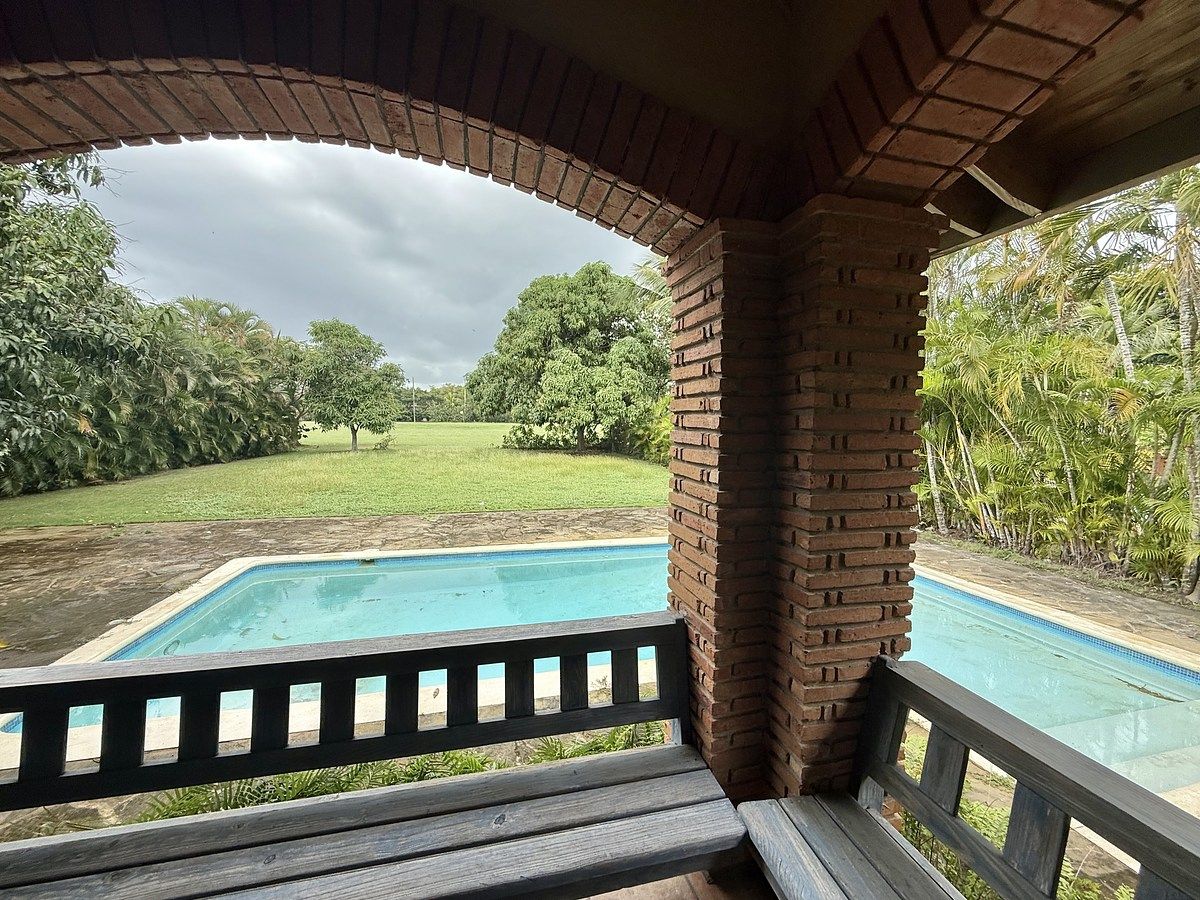 Vendo Villa 1 nivel Juandolio 1,254 vista al campo US$380mil, foto 1 de 14