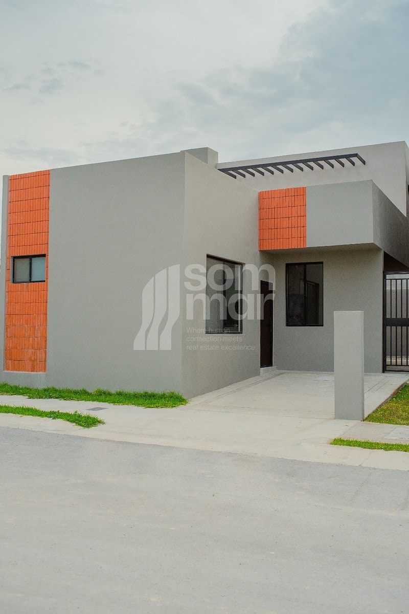Casa en fracc Monarca 105 construcción