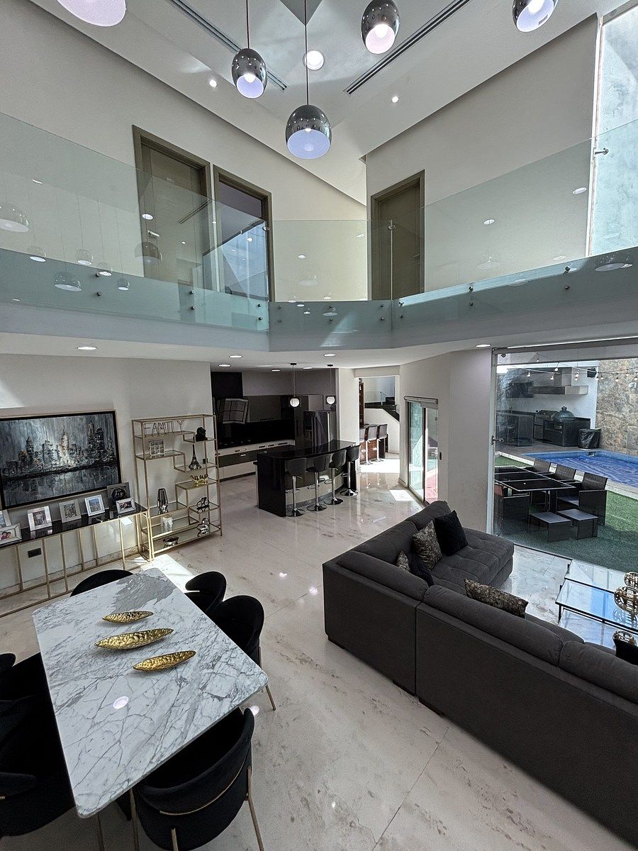 3 de 20: Área sala - comedor - cocina