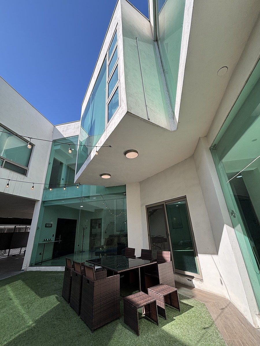 8 de 20: Área social