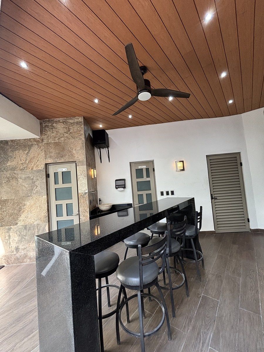 9 de 20: Barra con asador