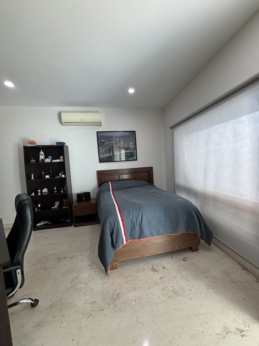 13 de 20: Recámara 2 con baño completo