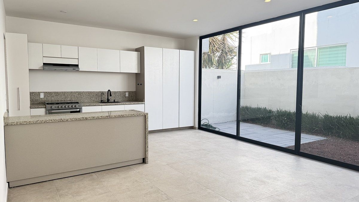 5 de 21: Cocina y Estancia