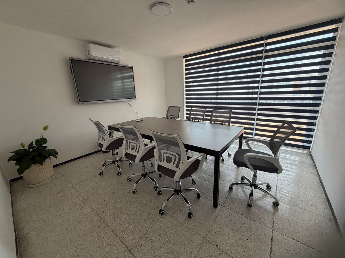Office in Prados de Providencia, Guadalajara, photo 21 of 24
