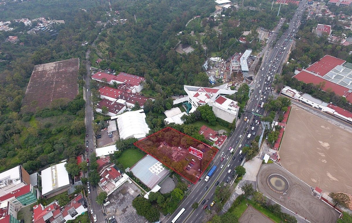 Terreno sobre Constituyentes, foto 1 de 3