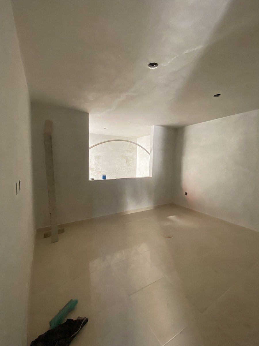 6 de 38: Salon Primer piso