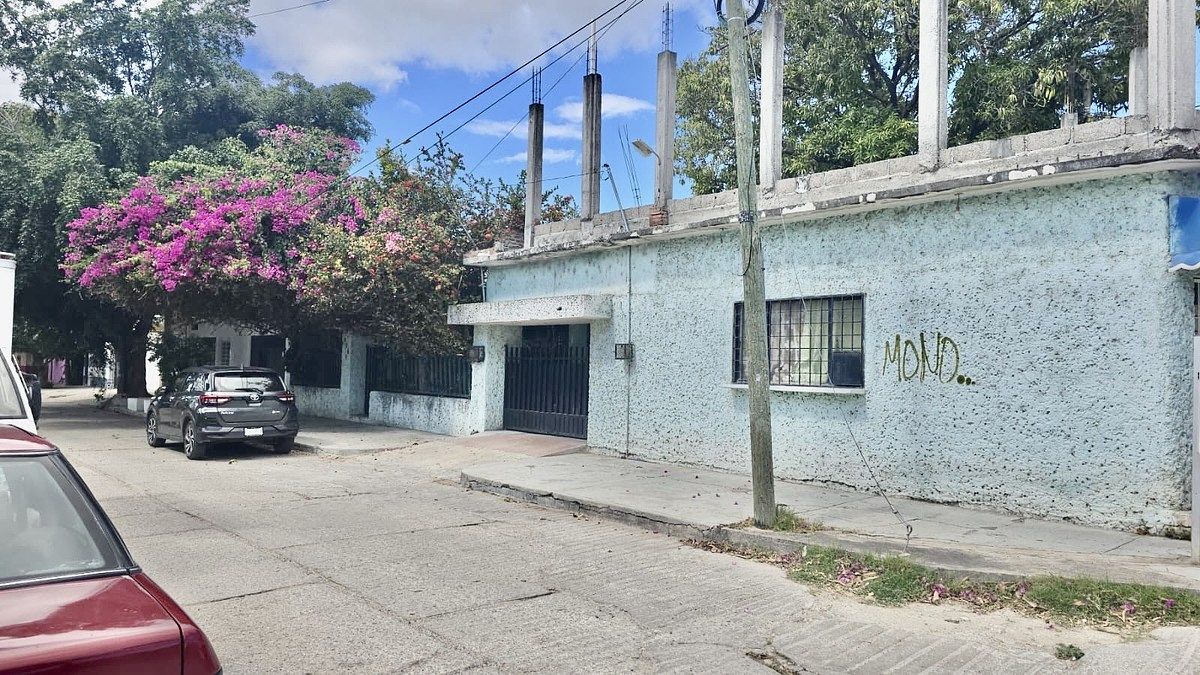 SE VENDE CASA EN COL. ALBANIA BAJA $1,350,000 TUXTLA - foto 1