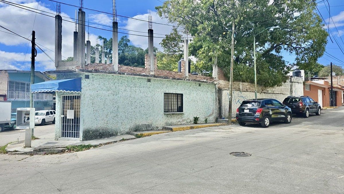 SE VENDE CASA EN COL. ALBANIA BAJA $1,350,000 TUXTLA - foto 4