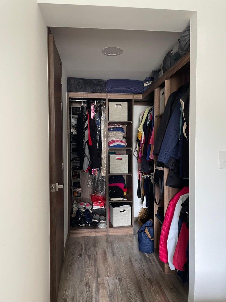 10 de 26: Clóset recámara principal