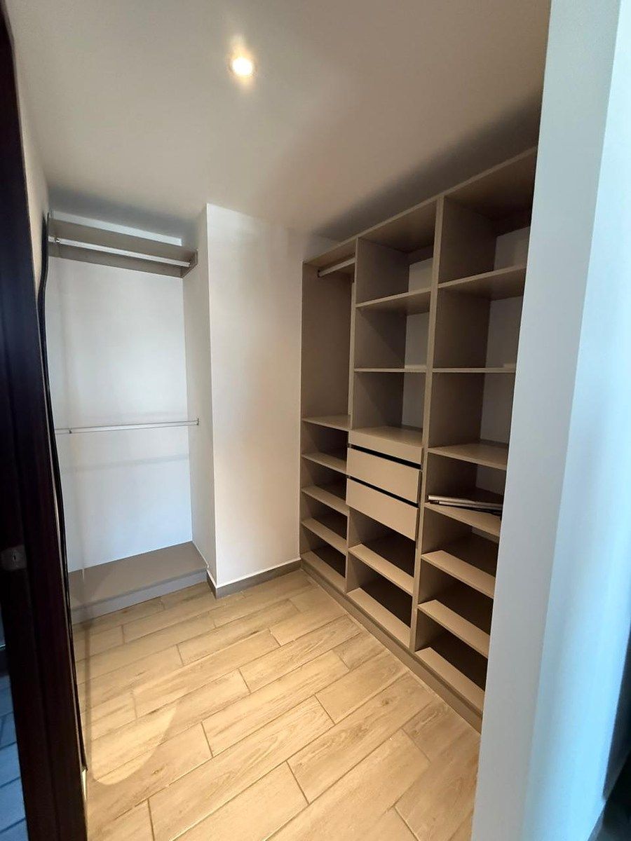 Apartamento en Zona 10, Guatemala, foto 7 de 13