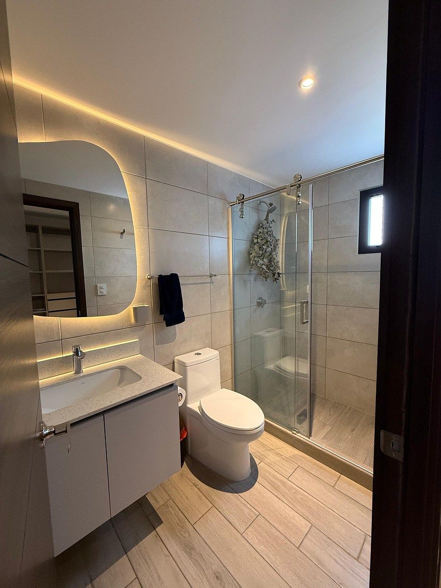 Apartamento en Zona 10, Guatemala, foto 11 de 13
