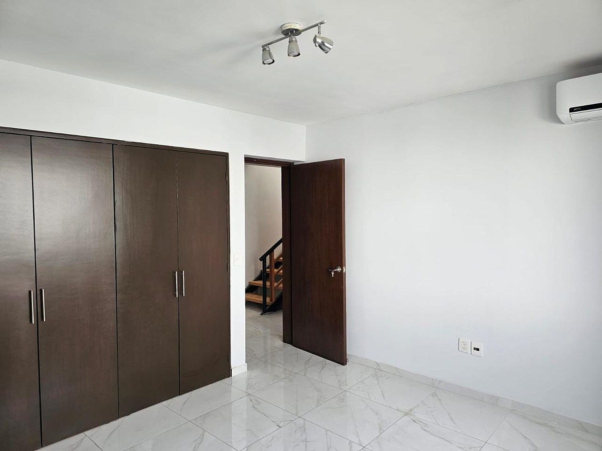 13 de 18: Recámara 2