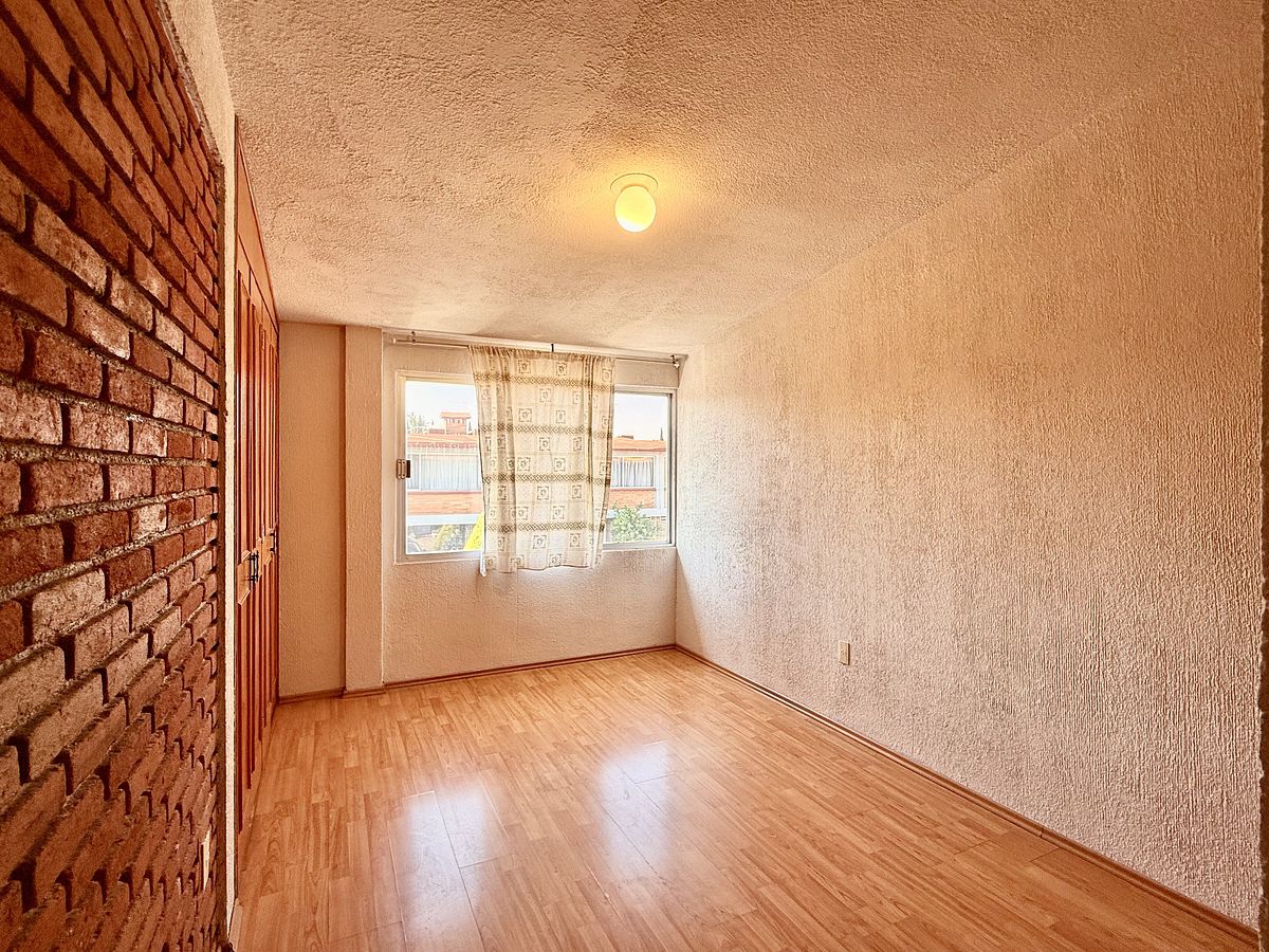 17 de 28: habitación secundaria dos