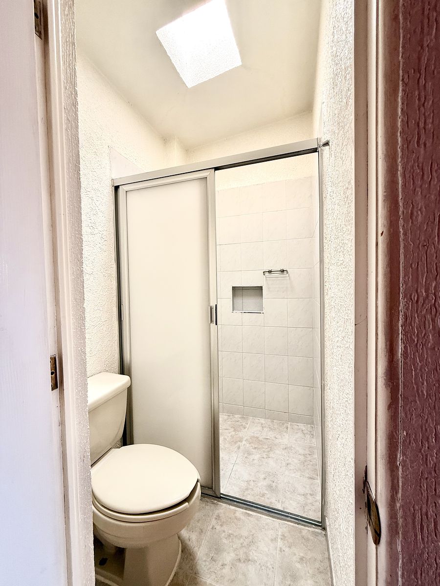 23 de 29: baño habitación principal