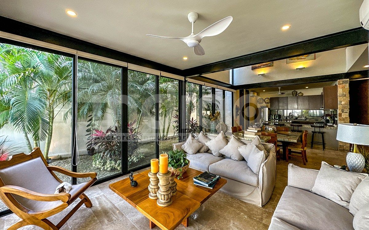 10 de 50: Sala / Comedor con Vista Panorámica