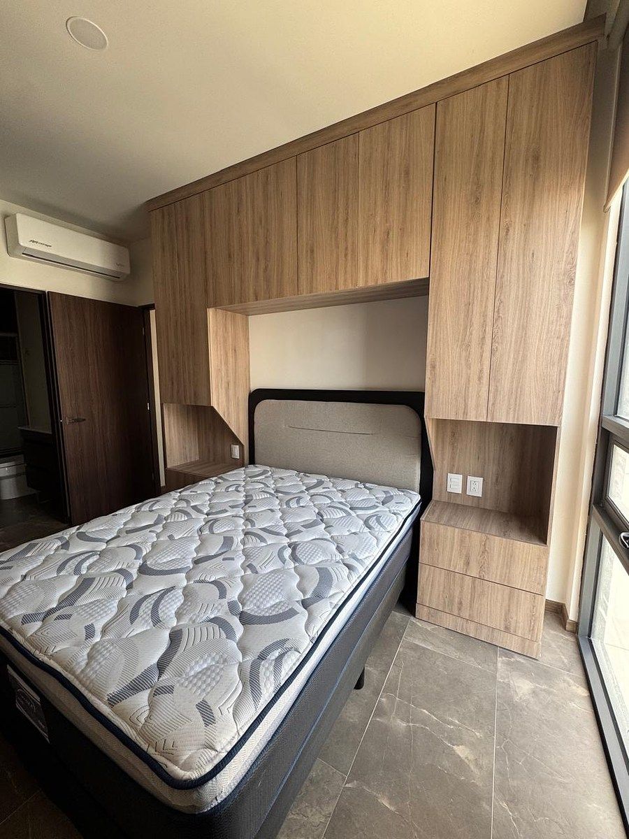 7 of 20: cama matrimonial