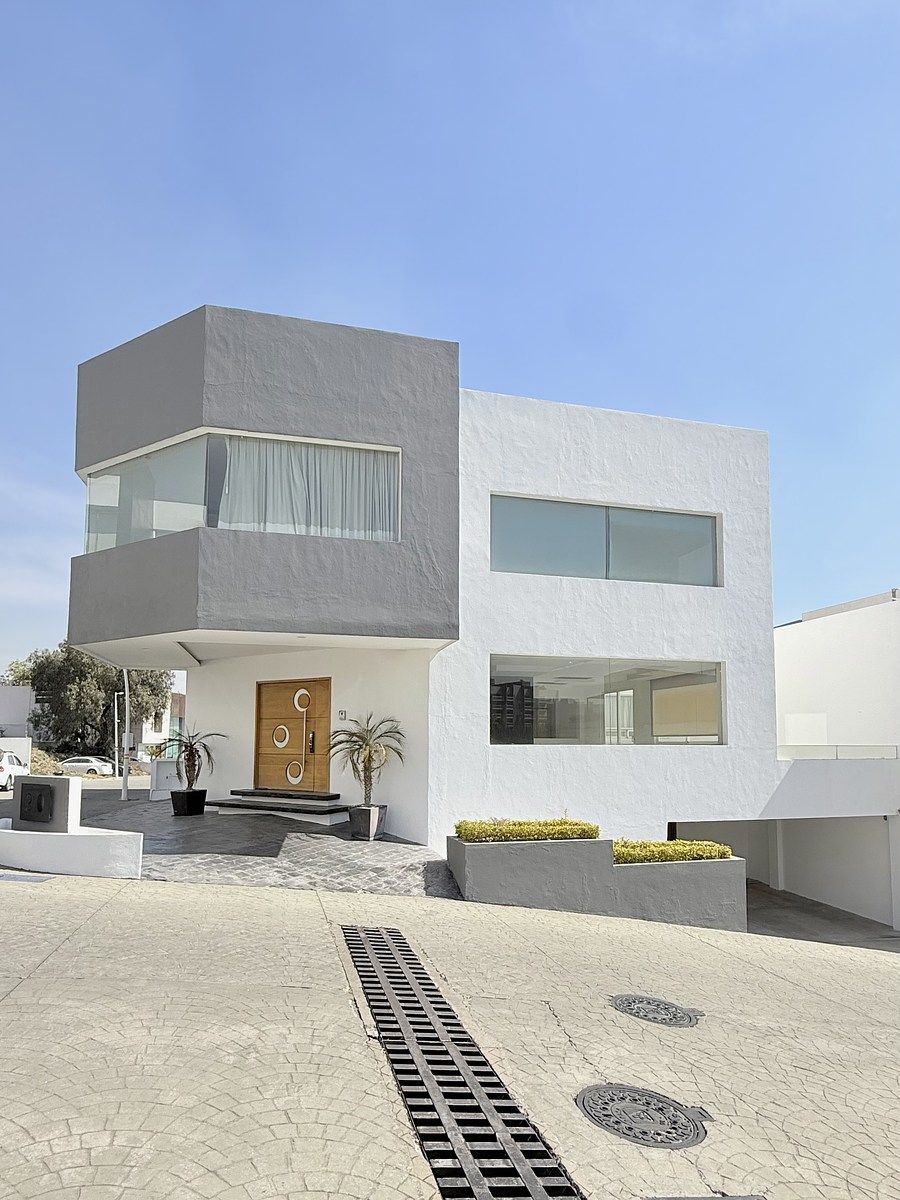 2 de 41: Fachada lateral