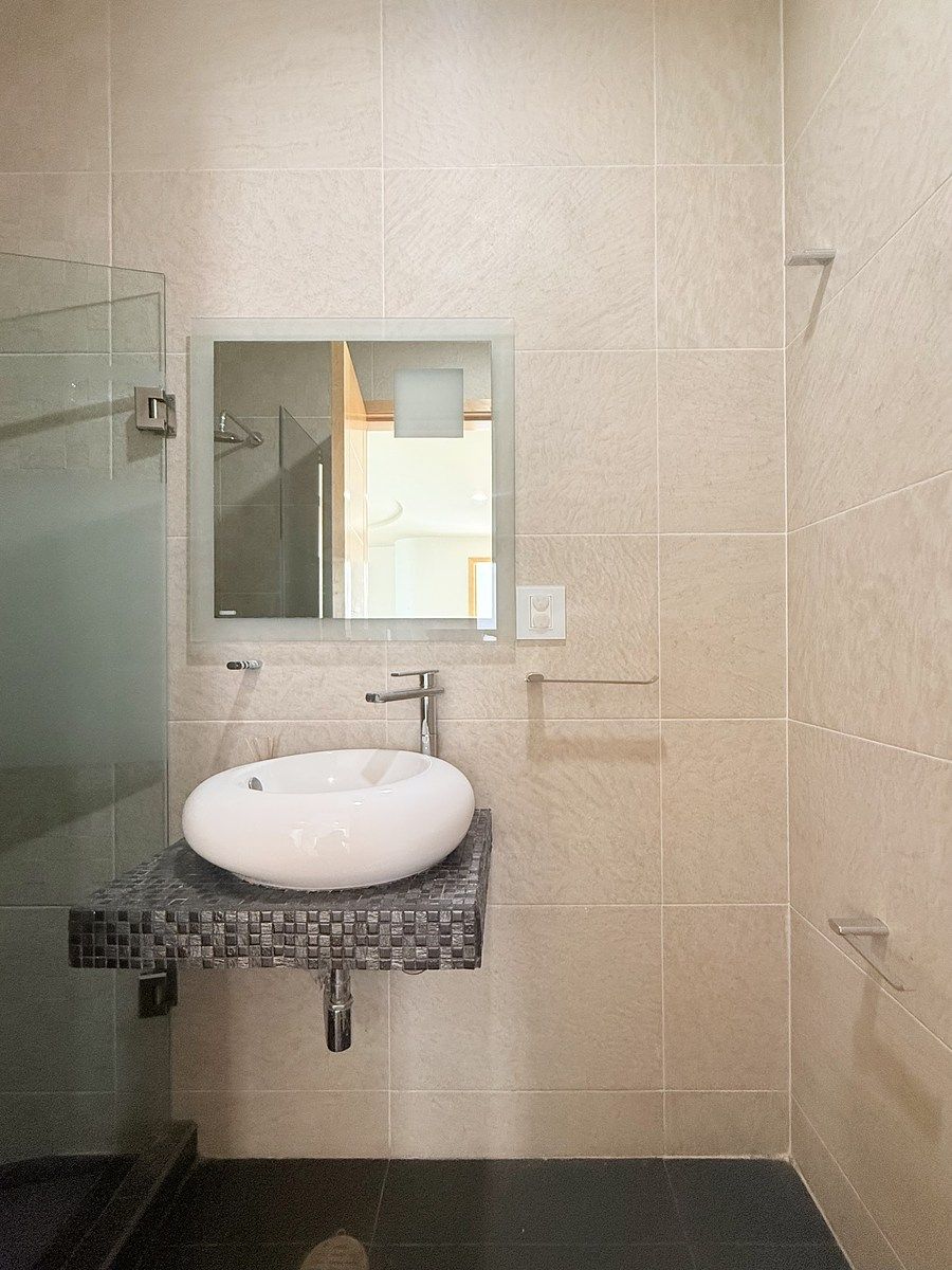 31 de 41: Baño recámaras secundarias