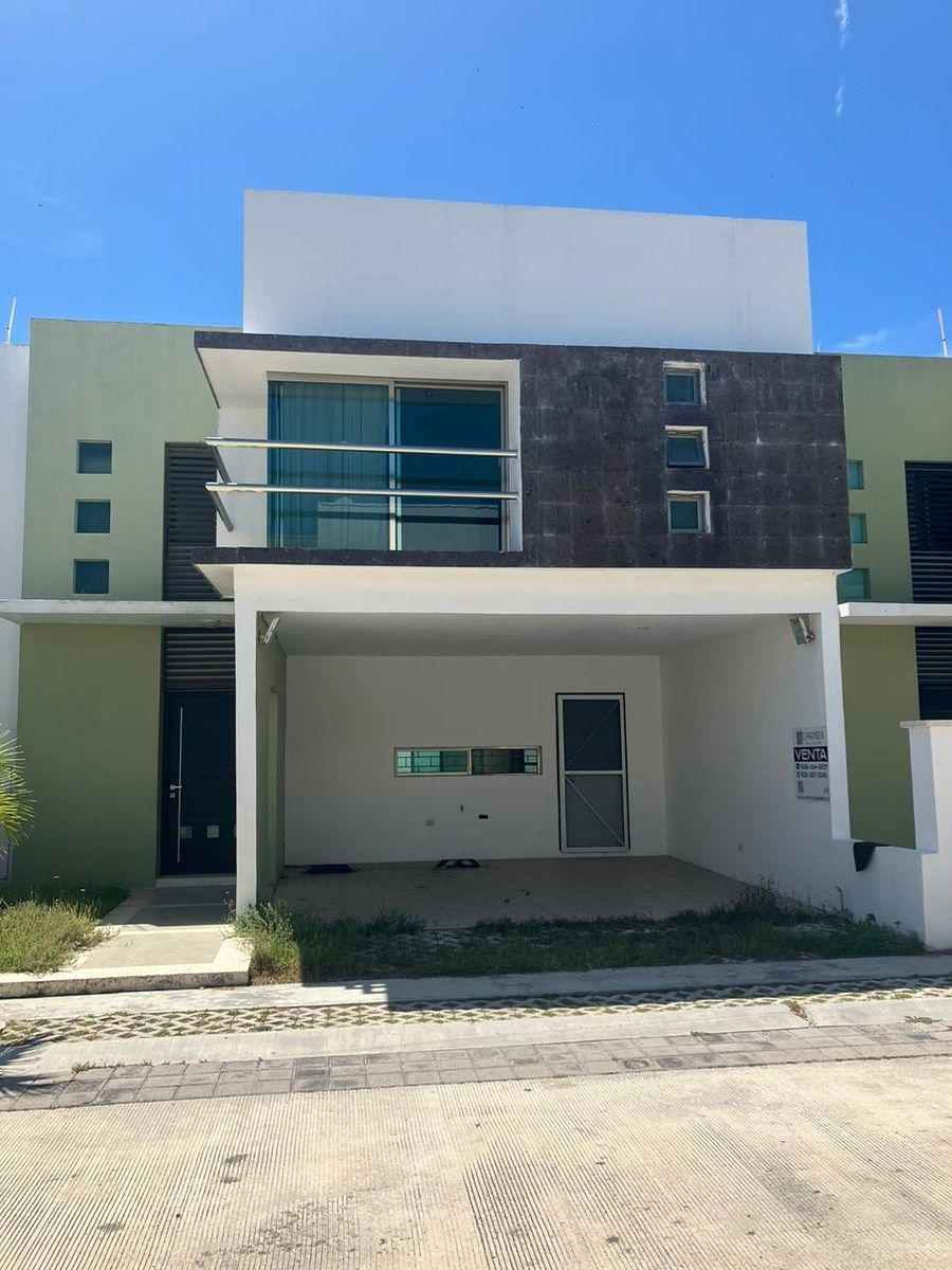 CASA À VENDA EM CONDOMÍNIO FECHADO NA CIDADE DO CARMEN, foto 1 de 23