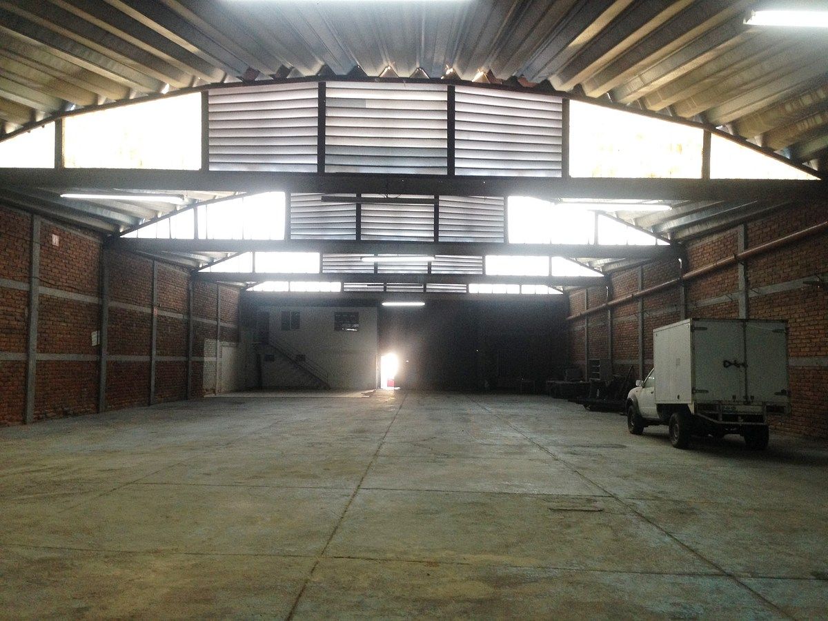 1 de 13: Interior de la bodega