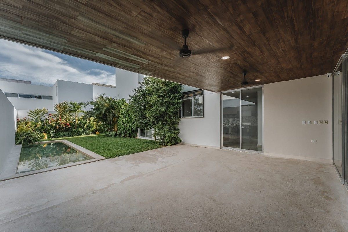 11 de 18: Terraza/Piscina