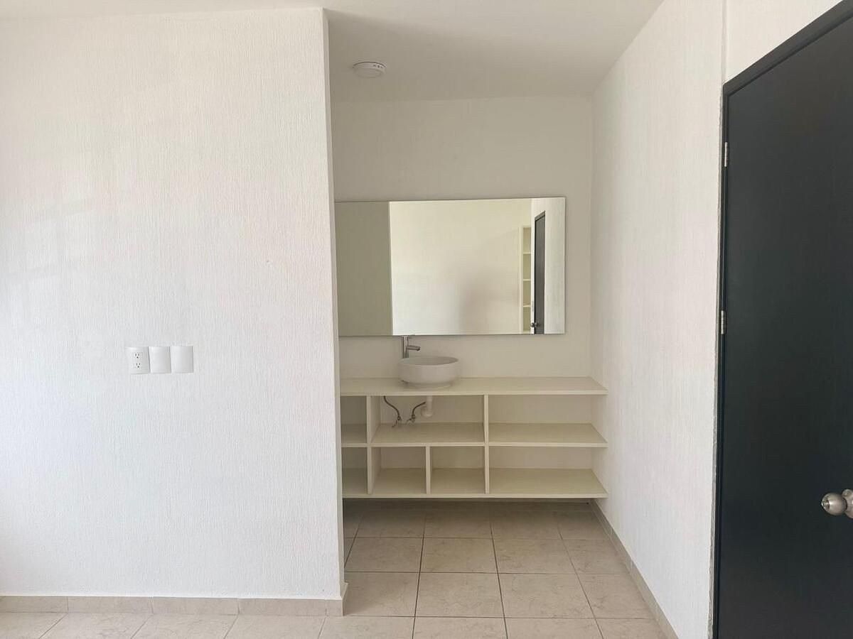 10 de 19: BAÑO COMPLETO_RECÁMARA PRINCIPAL