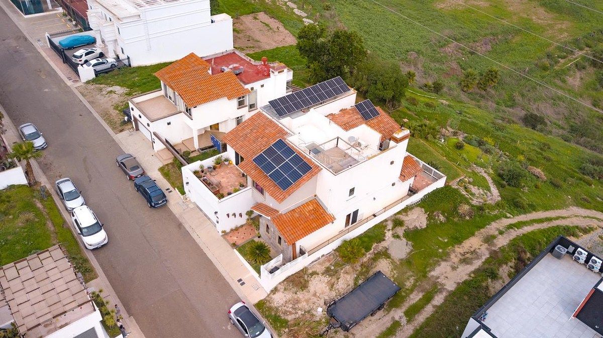 3 de 27: Vista Panorámica de la Propiedad