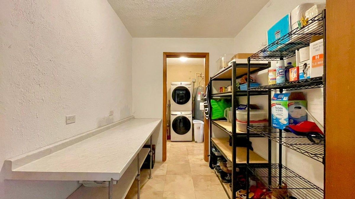 25 de 27: Cuarto de Lavado