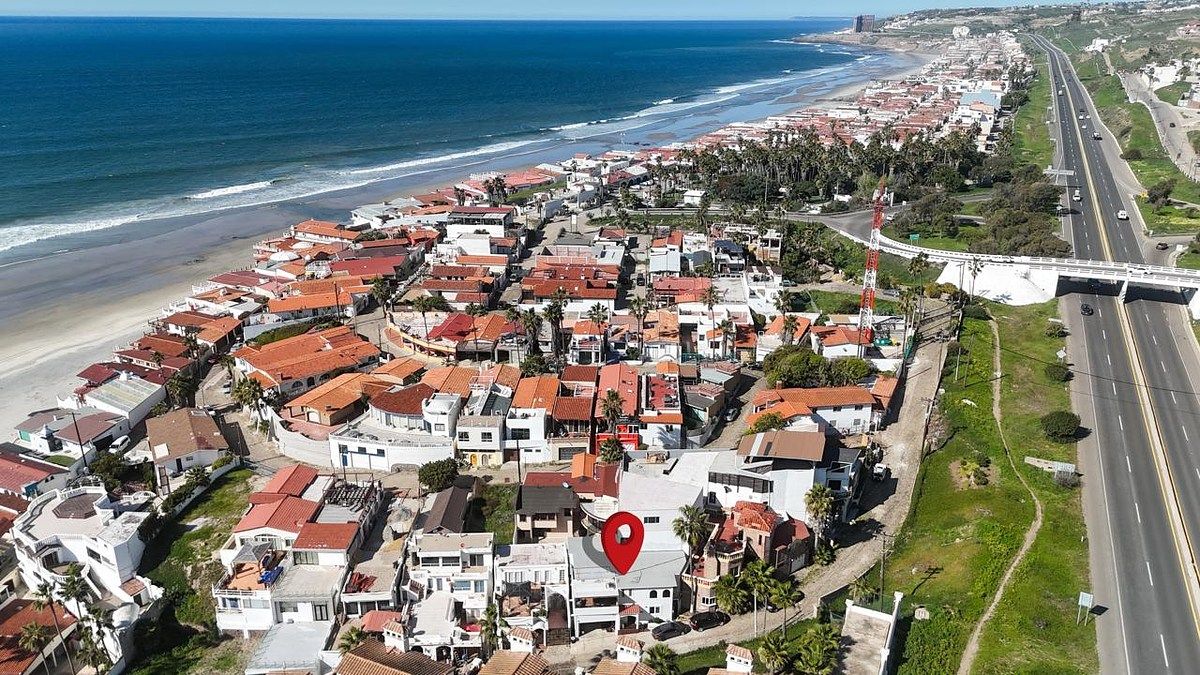 Casa en San Antonio del Mar, Tijuana, foto 2 de 27