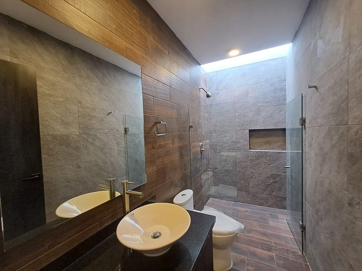 12 de 35: BAÑO REC SECUNDARIA