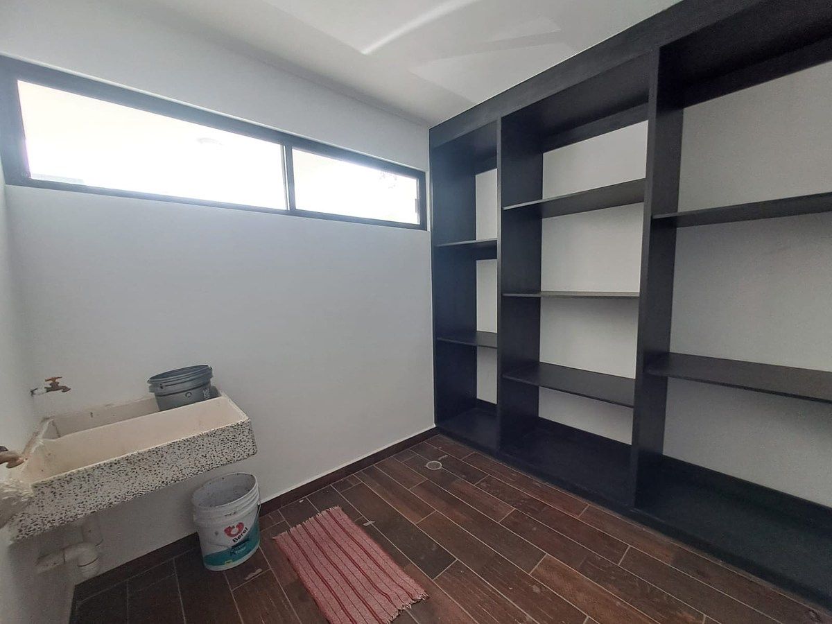 28 de 35: AREA DE LAVADO