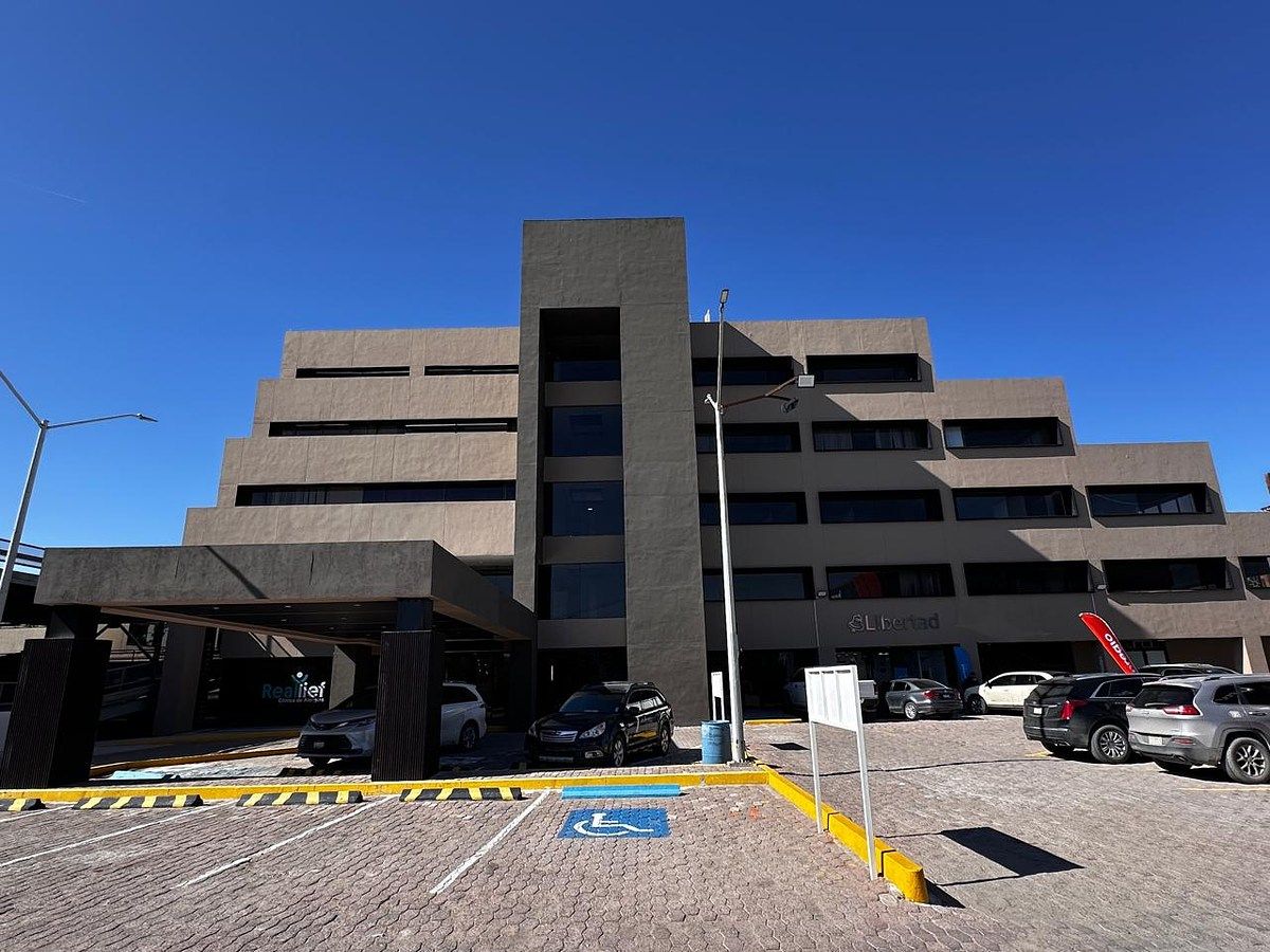 8 de 9: EDIFICIO TORRE TRIUNFO