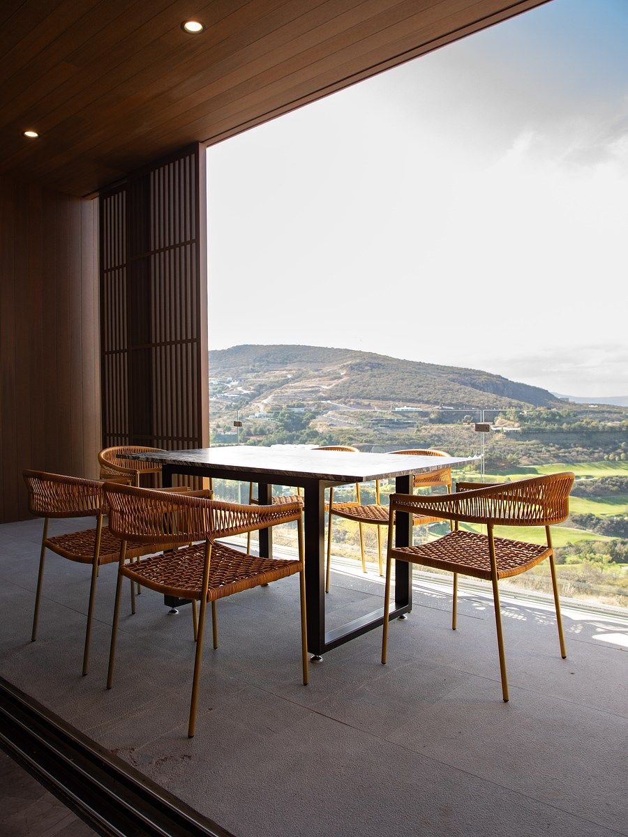 39 de 44: Terraza del comedor