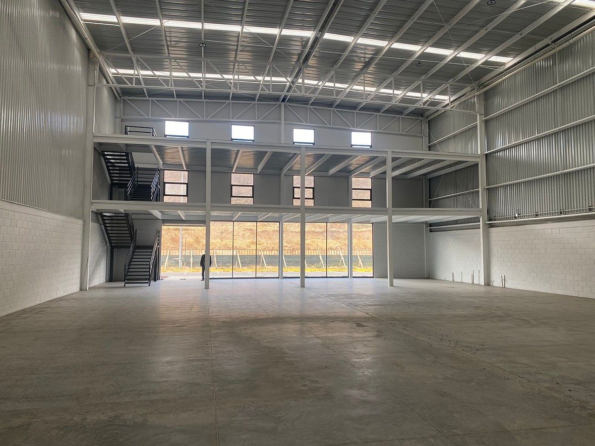 Industrial Warehouse in Santa Cruz de las Flores, Tlajomulco de Zúñiga, photo 3 of 10