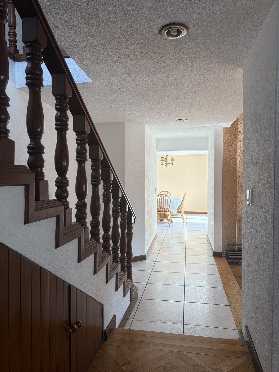 9 de 35: Entrada a la cocina