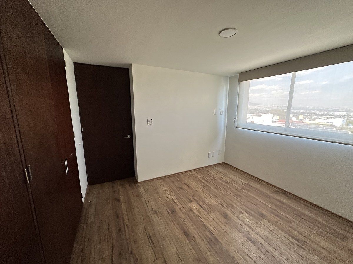 12 de 20: RECAMARA 3