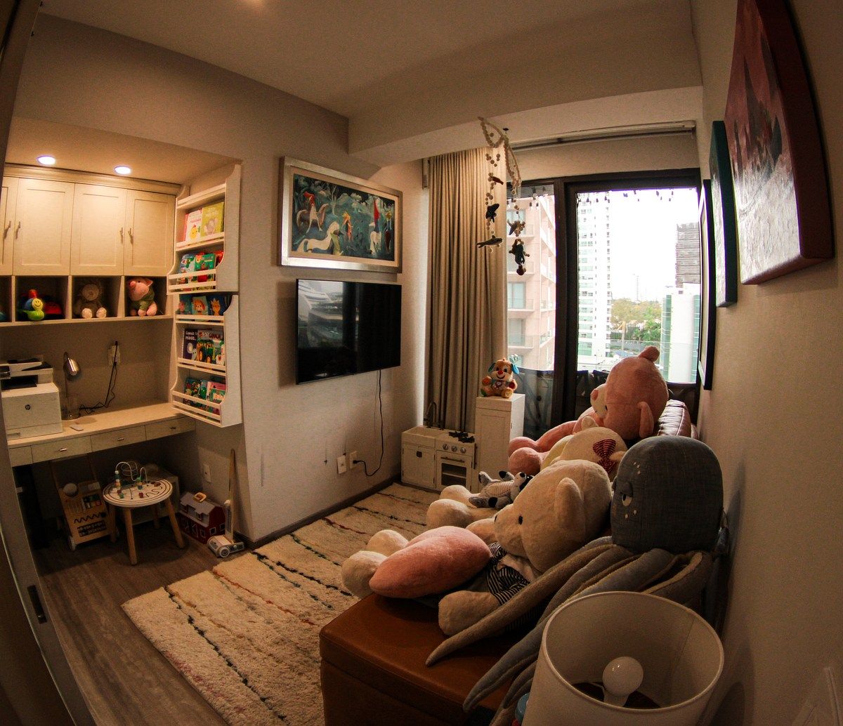 11 de 13: Cuarto de juegos.