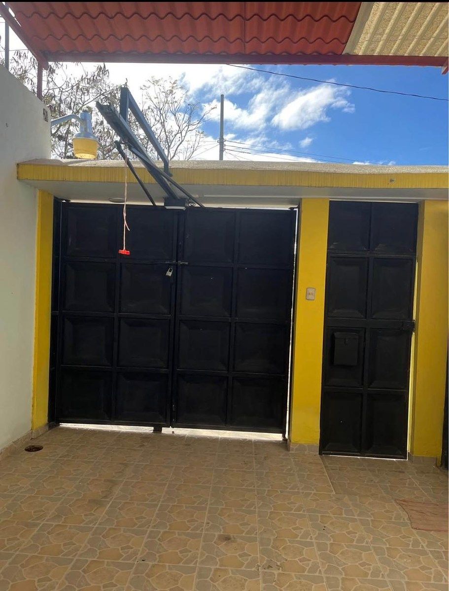 2 de 12: GARAGE AUTOMATIZADO