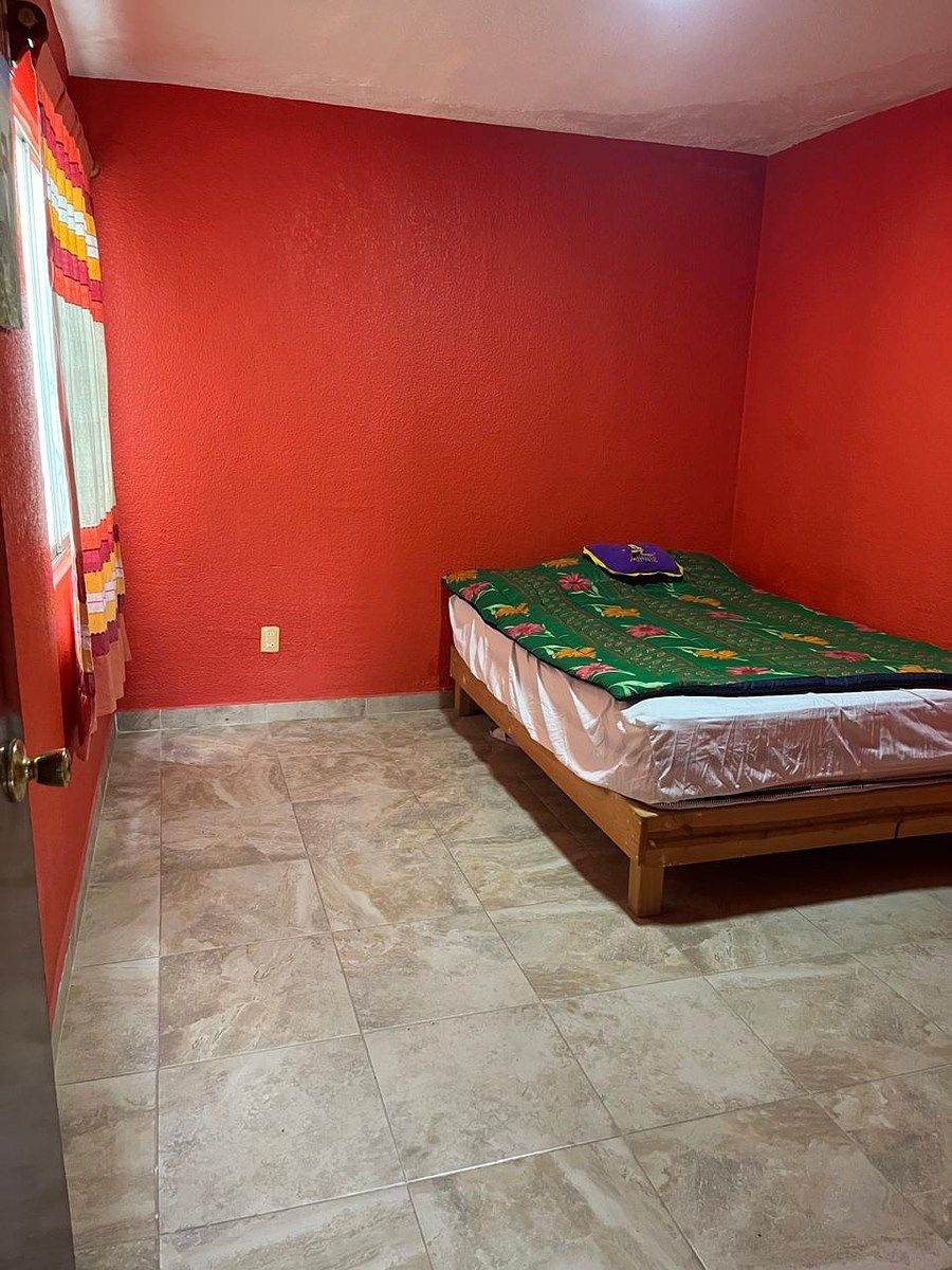 6 de 12: RECÁMARA 1